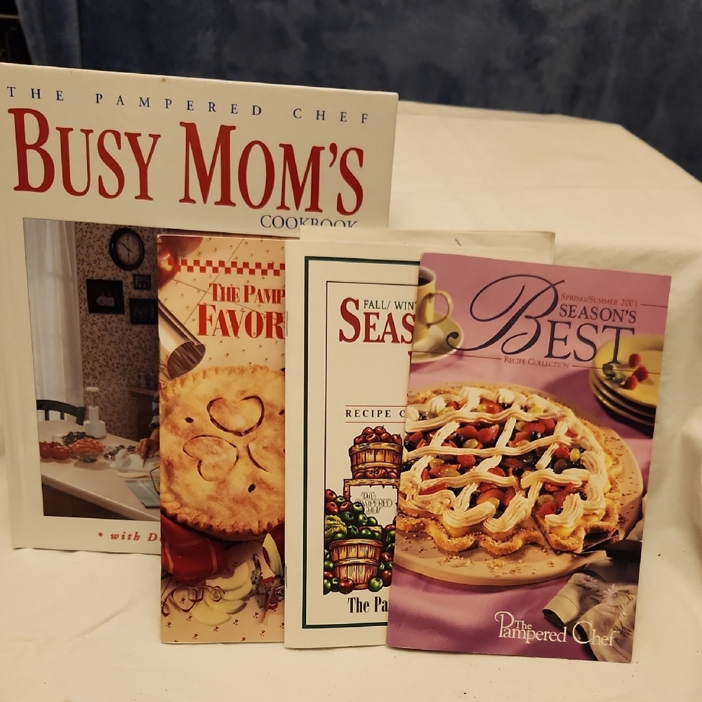 The Pampered Chef Cookbook Set - Red, White, Cream